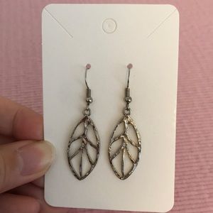 💛3 for $10💛 Dangle Earrings